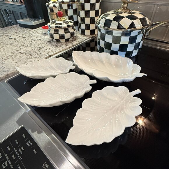 4 Farmhouse stackable Fall Leaf dip bowls - Picture 10 of 11
